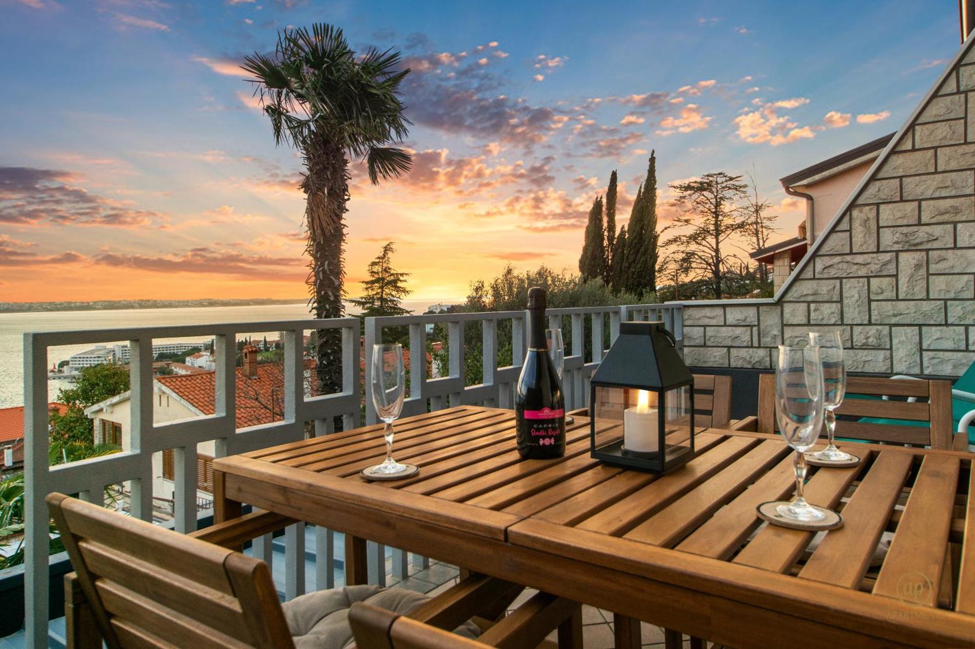 Aria Superior Apartment, Seaview & Wellness Portorož Exterior foto